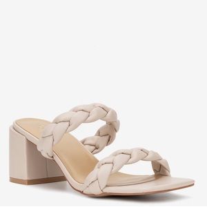 NWT Torgies Plumeria Braided Block Heel Sandals